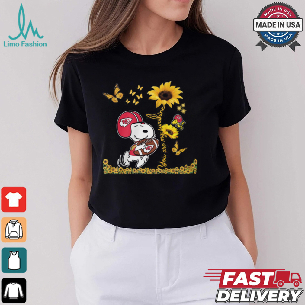 Snoppy And Woodstock Sunflower Kansas City Chiefs Shirt Recovered Snoppy And Woodstock Sunflower Kansas City Chiefs Shirt Recovered