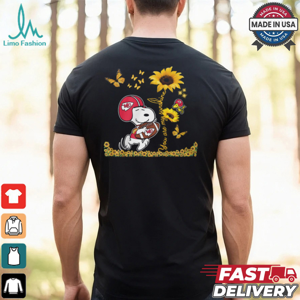 Snoppy And Woodstock Sunflower Kansas City Chiefs Shirt Recovered Snoppy And Woodstock Sunflower Kansas City Chiefs Shirt Recovered