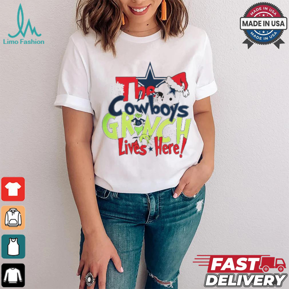 The Dallas Cowboys Grinch Lives Here Christmas T Shirt The Dallas Cowboys Grinch Lives Here Christmas T Shirt