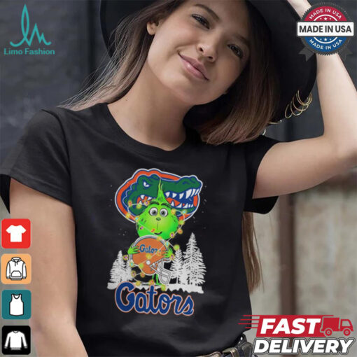 The Grinch Hug Florida Gators Helmet Christmas Shirt