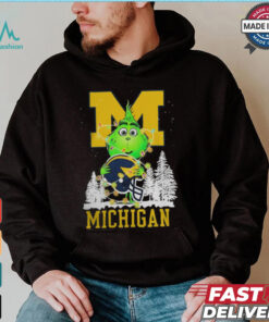 The Grinch Hug Michigan Wolverines Helmet Christmas Shirt