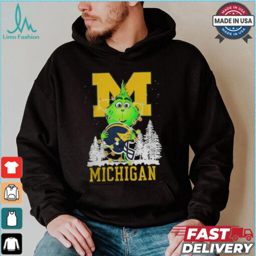 The Grinch Hug Michigan Wolverines Helmet Christmas Shirt