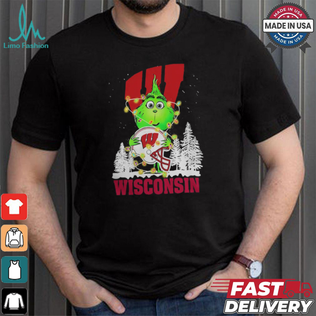 The Grinch Hug Ohio Wisconsin Badgers Helmet Christmas Shirt The Grinch Hug Ohio Wisconsin Badgers Helmet Christmas Shirt