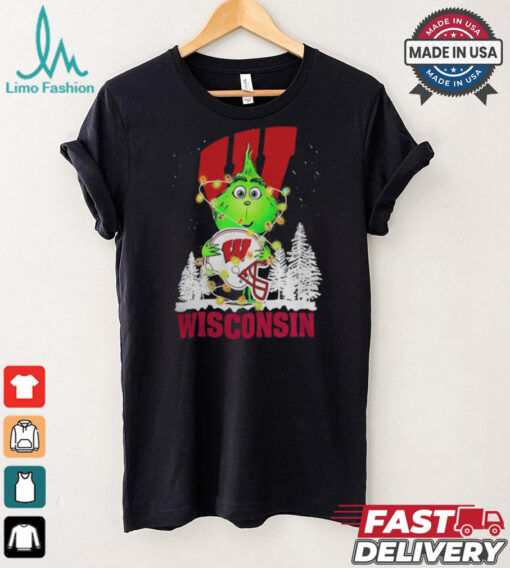 The Grinch Hug Ohio Wisconsin Badgers Helmet Christmas Shirt