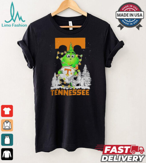 The Grinch Hug Tennessee Volunteers Helmet Christmas Shirt