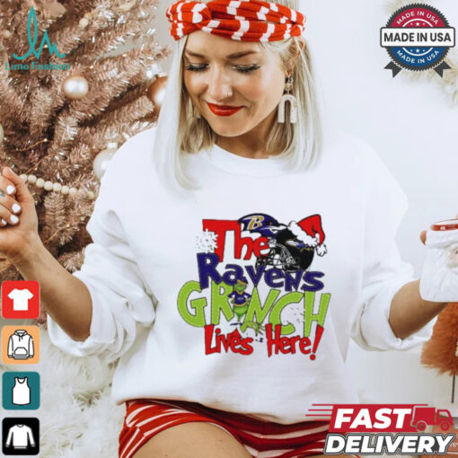 The Ravens Grinch lives here Christmas T Shirt