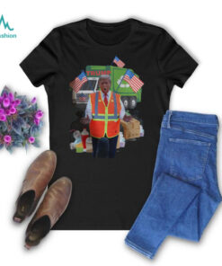Trump garbage Man in trash truck, Make America Great Again Garbage man Shirt
