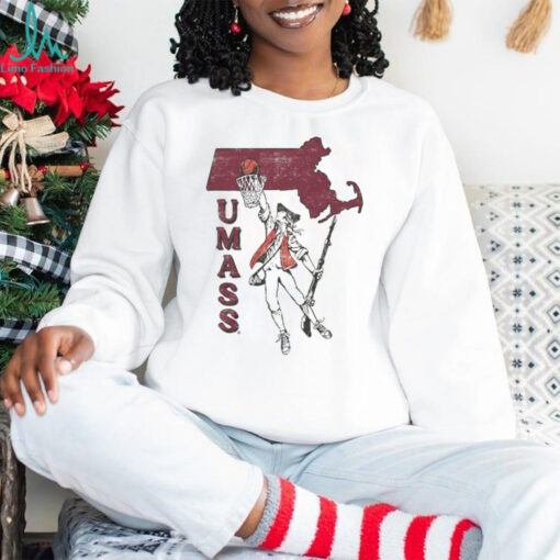 UMass Vintage Basketball Shirt