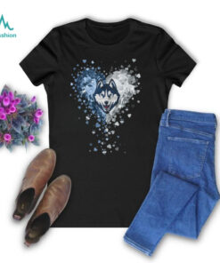 Uconn Huskies Crystal Heart Shirt