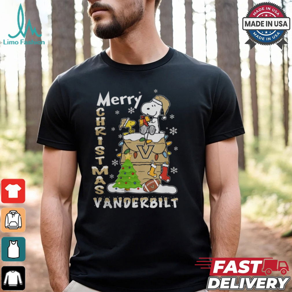 Vanderbilt Commodores Snoopy And Woodstock Merry Christmas Shirt Vanderbilt Commodores Snoopy And Woodstock Merry Christmas Shirt