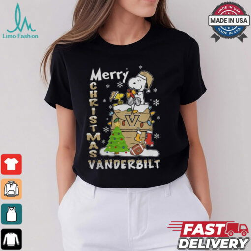 Vanderbilt Commodores Snoopy And Woodstock Merry Christmas Shirt