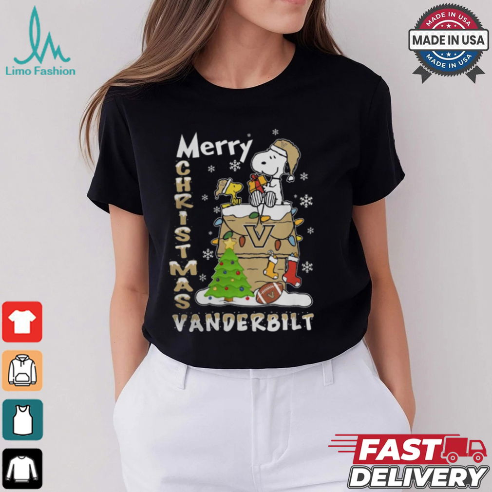 Vanderbilt Commodores Snoopy And Woodstock Merry Christmas Shirt Vanderbilt Commodores Snoopy And Woodstock Merry Christmas Shirt