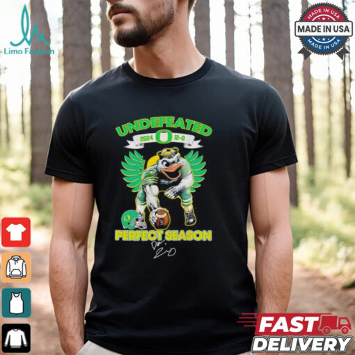 Undefeated Oregon Ducks 2024 Perfect Season 12-0 Signature Shirt featuring a celebratory design that honors Oregon's perfect 12-0 season in 2024, complete with the team’s signatures and iconic graphics, perfect for Ducks fans commemorating this historic achievement.