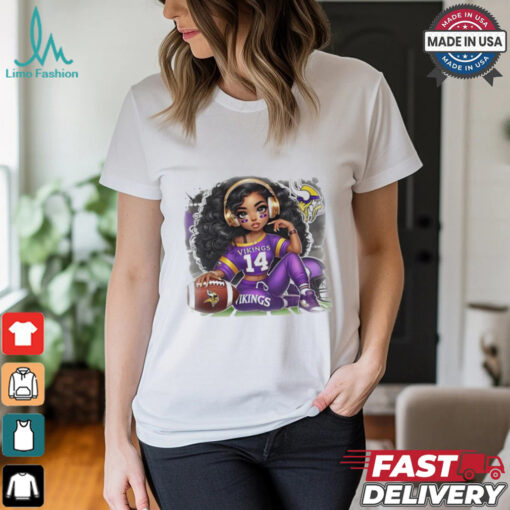 Beautiful girl Minnesota Vikings Football shirt