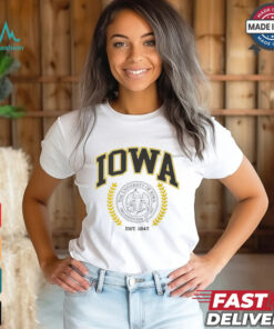 Iowa Hawkeyes Team Crest T Shirt