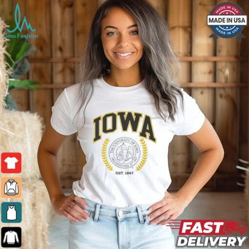 Iowa Hawkeyes Team Crest T Shirt