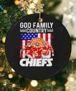 Kansas City Chiefs Patrick Mahomes god family country Chiefs signatures shirt