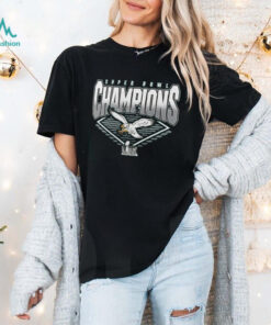 Men's Fanatics Kelly Green Philadelphia Eagles Super Bowl LIX Champions Retro Graphic Long Sleeve T Shirt