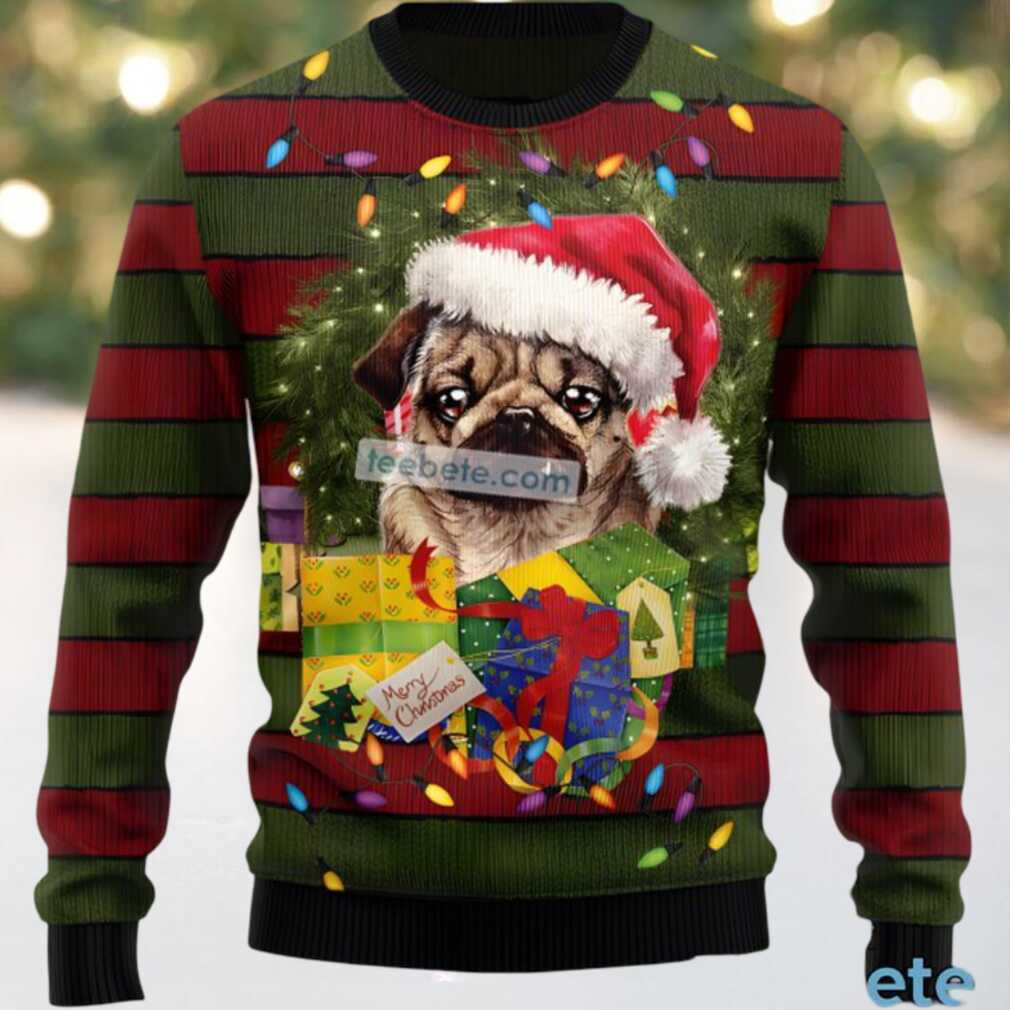 Pug Dog Mom Dad Wreath Ugly Christmas Sweatshirt Womens Green, hoodie, sweater, long sleeve and tank top Pug Dog Mom Dad Wreath Ugly Christmas Sweatshirt Womens Green