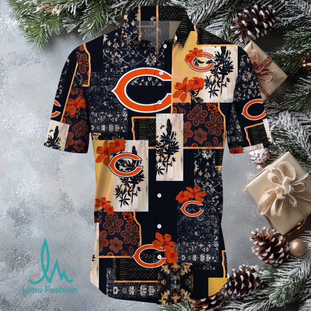 Chicago Bears Hawaiian Shirt, NFL Aloha Button Up, Men’s Floral & Patchwork Style Chicago Bears Hawaiian Shirt, NFL Aloha Button Up, Men’s Floral & Patchwork Style