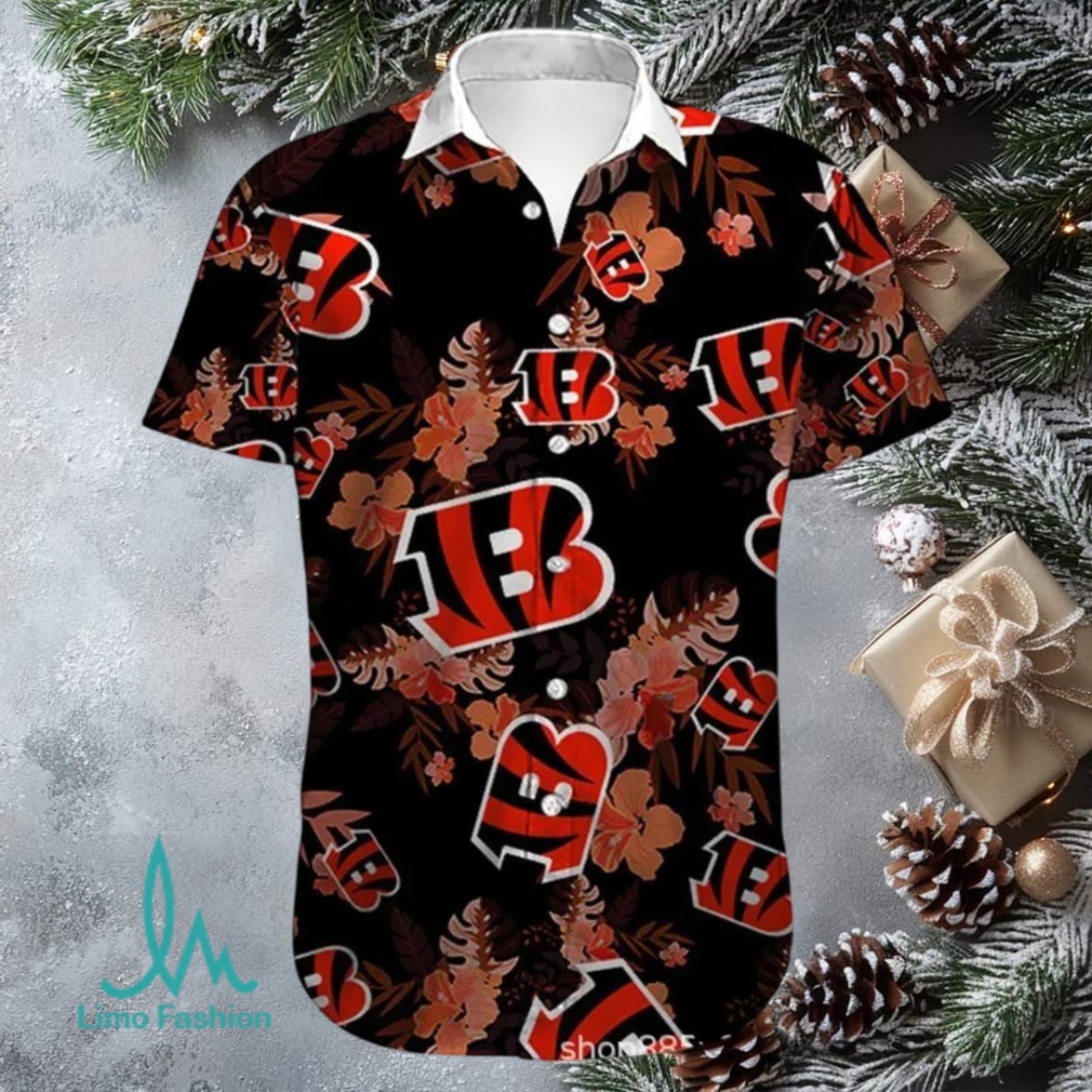 Cincinnati Bengals NFL Mens Hawaiian Button Up Shirt Cincinnati Bengals NFL Mens Hawaiian Button Up Shirt