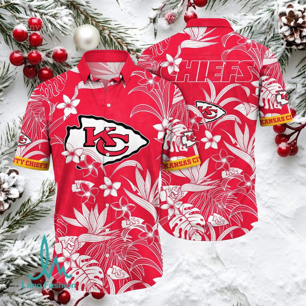 Kansas City Chiefs Floral Breeze Hawaiian Shirt Kansas City Chiefs Floral Breeze Hawaiian Shirt