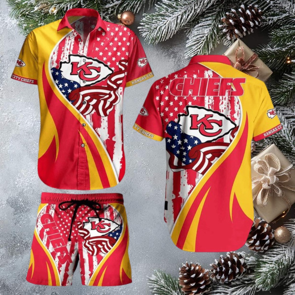 Kansas City Chiefs Hawaiian Shirt and Shorts Set Kansas City Chiefs Hawaiian Shirt and Shorts Set