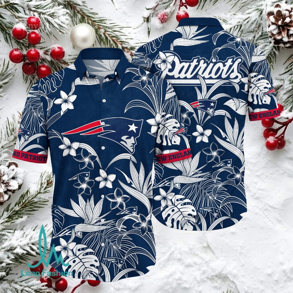 New England Patriots Hibiscus Summer Flower Hawaiian Shirt New England Patriots Hibiscus Summer Flower Hawaiian Shirt
