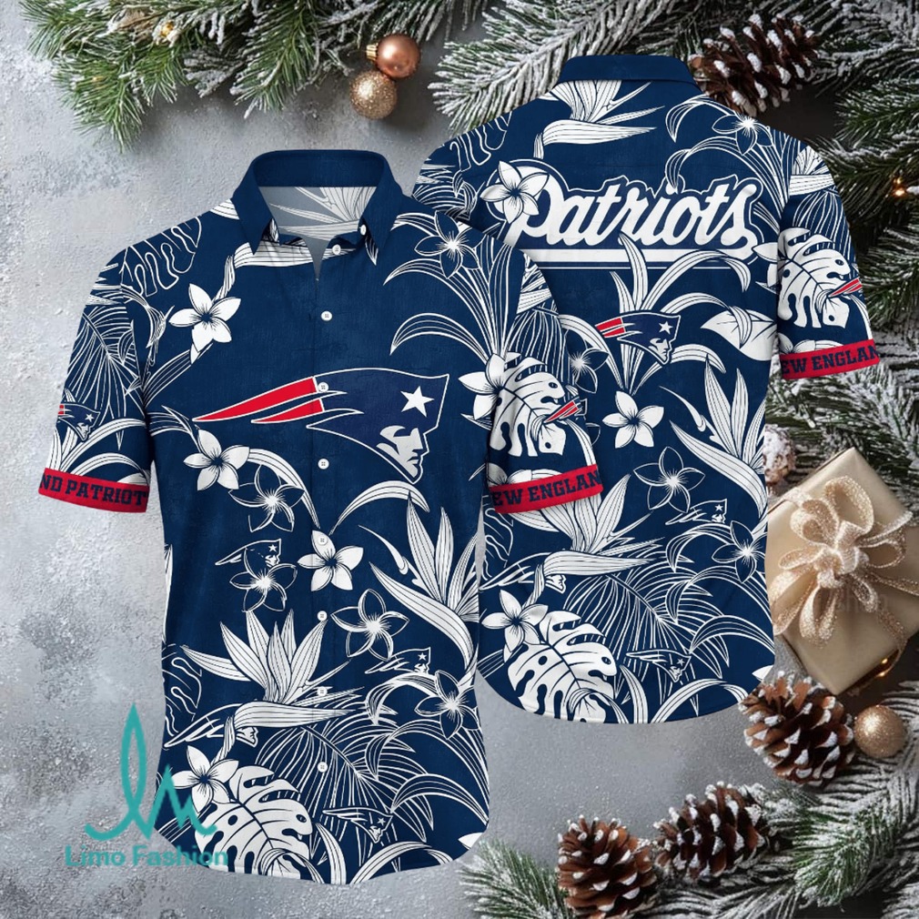 New England Patriots Hibiscus Summer Flower Hawaiian Shirt New England Patriots Hibiscus Summer Flower Hawaiian Shirt
