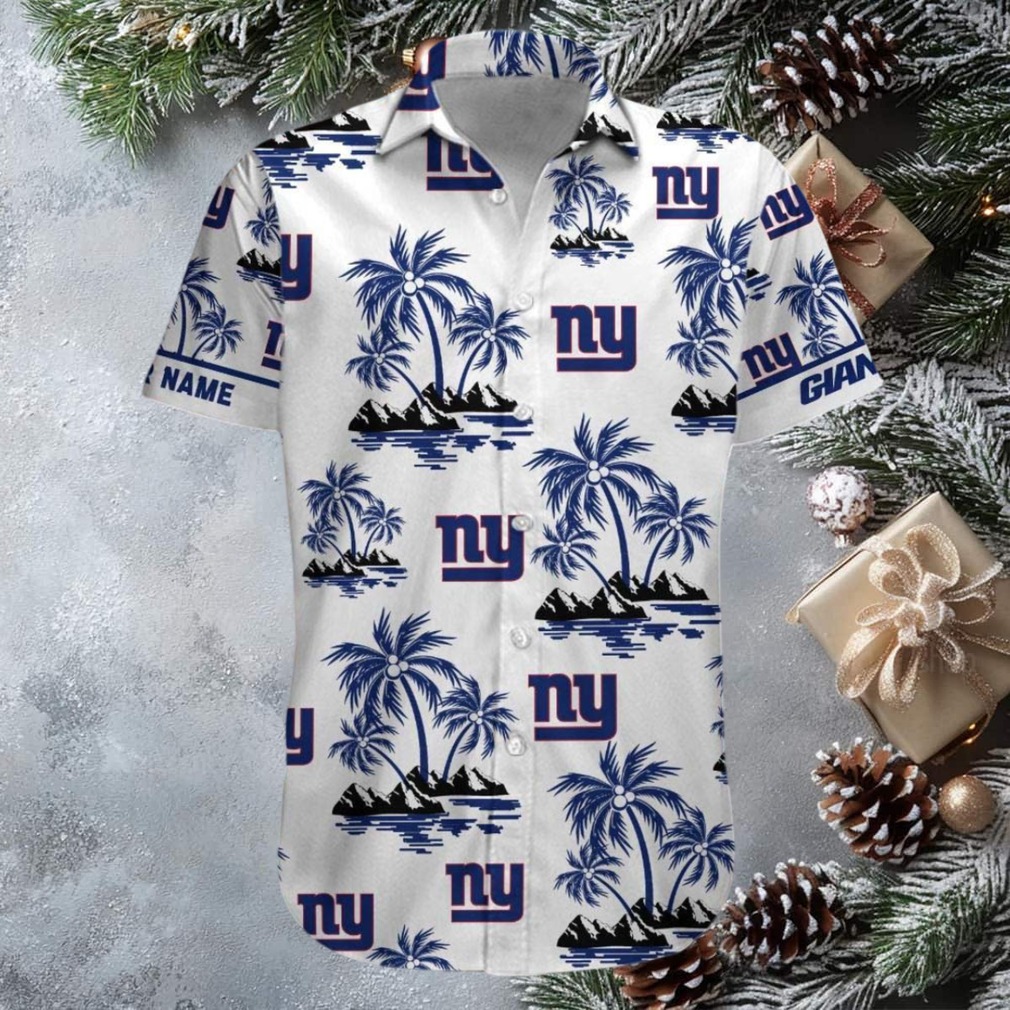 New York Giants NFL Mens Black Floral Button Up Hawaiian Shirt New York Giants NFL Mens Black Floral Button Up Hawaiian Shirt